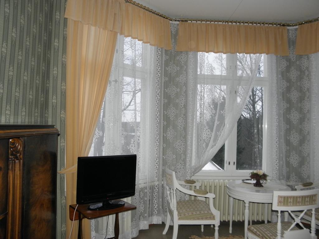 Neitsytniemen Kartano Bed and Breakfast Imatra Buitenkant foto