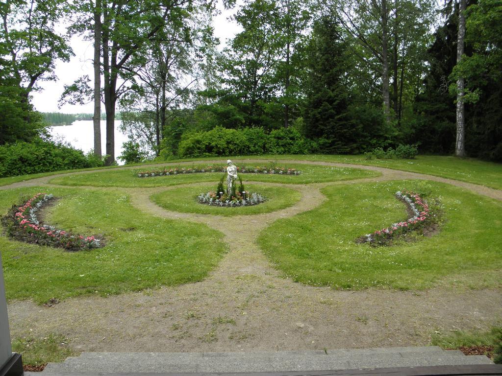 Neitsytniemen Kartano Bed and Breakfast Imatra Buitenkant foto